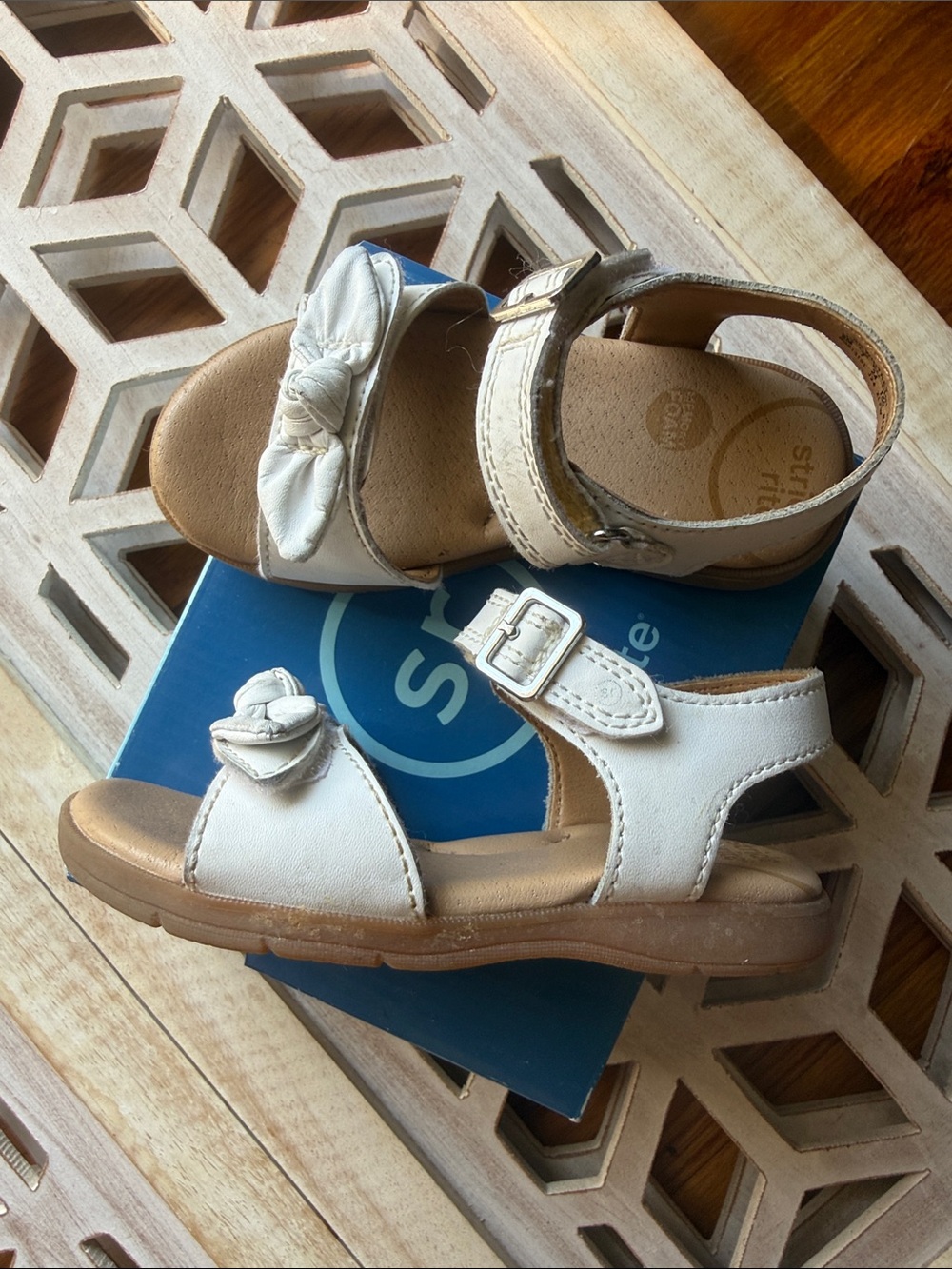Stride Rite Whitney Sandal White Girls US 8M